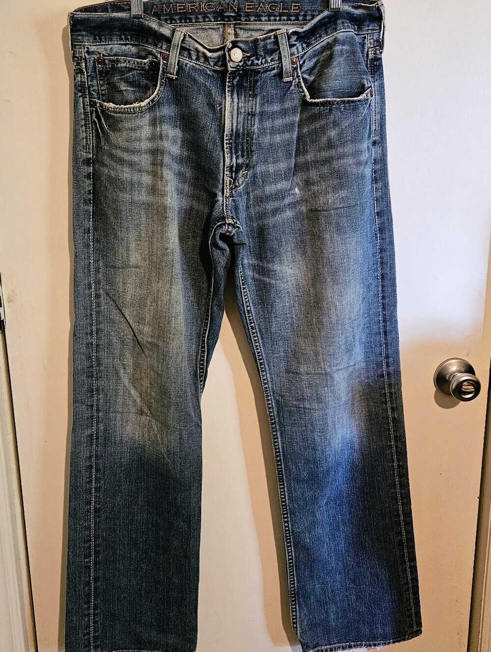 American Eagle Low Rise Straight Jeans 36x32 Medium Wash Distressed
